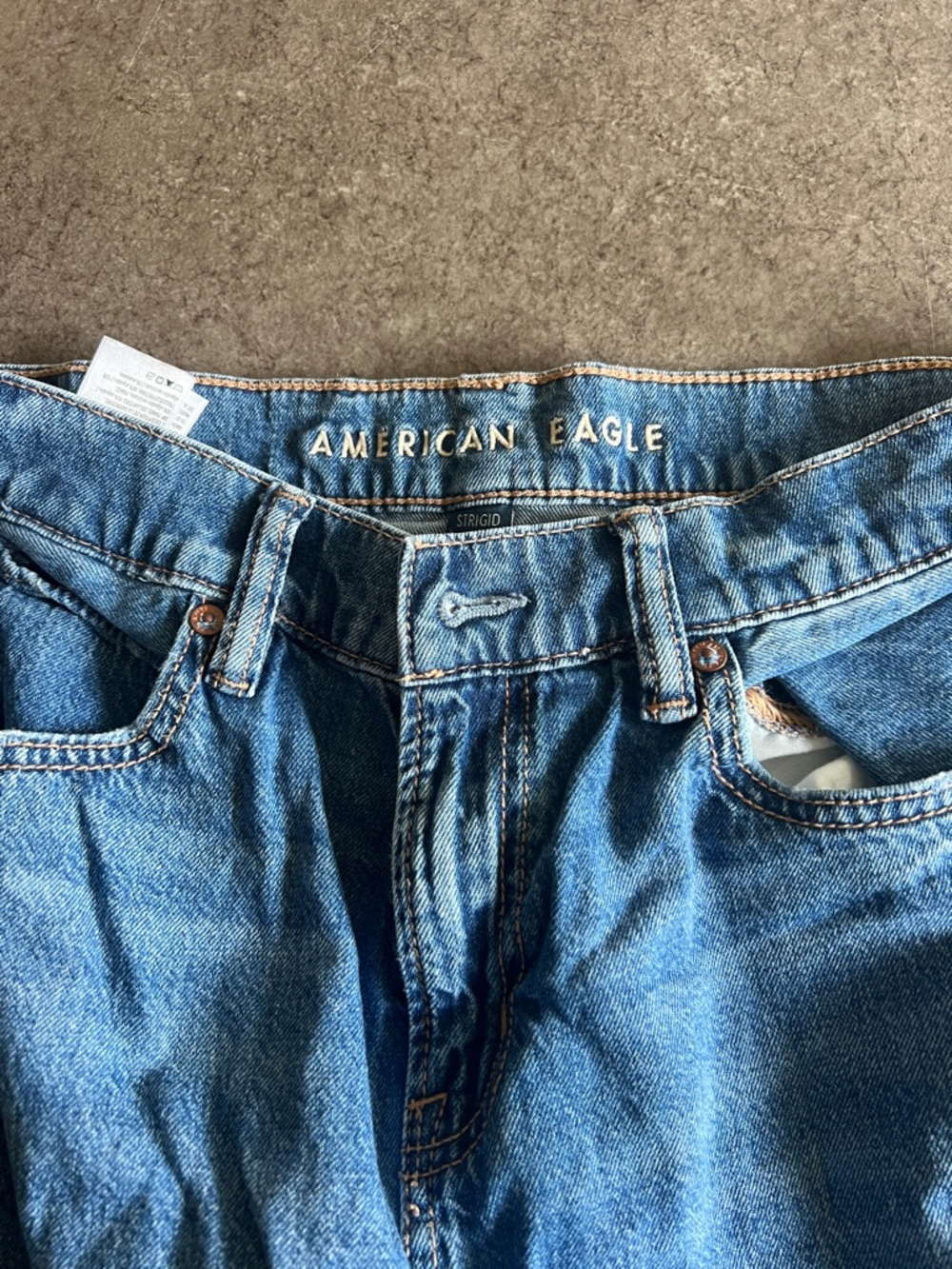 American Eagle Outfitters Men’s Light Blue Relaxed Jeans